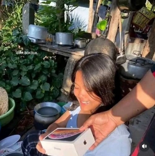 매일 설거지하는 동생을 위해 선물했다