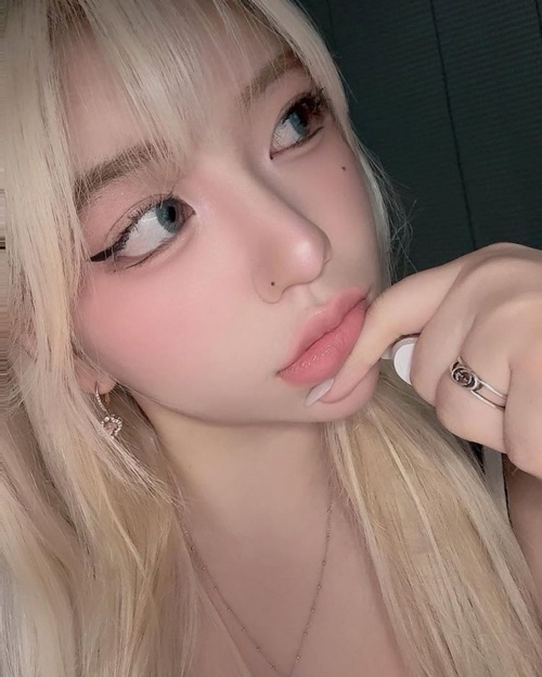 미모도 훌륭합니다